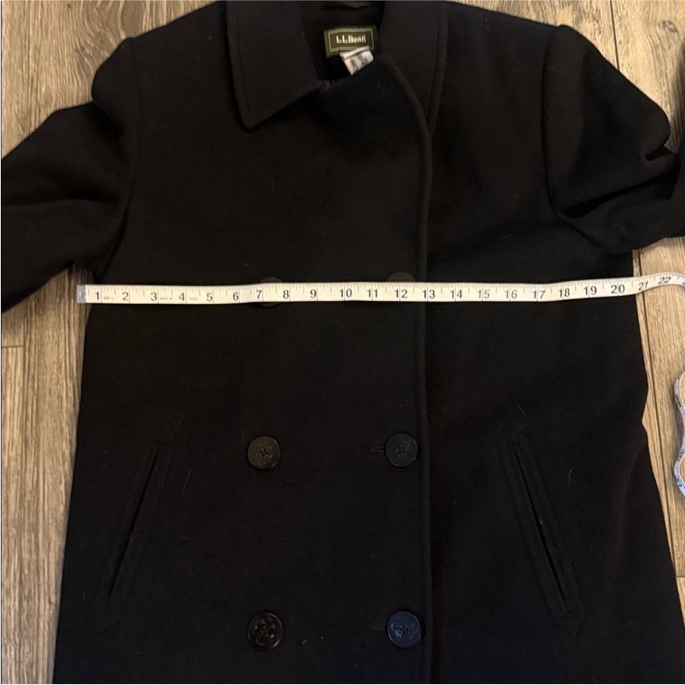 L.L. Bean Women's Black Peacoat EUC wm sz 10 - Picture 4 of 7